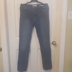 LADIES ANNE KLEIN JEANS